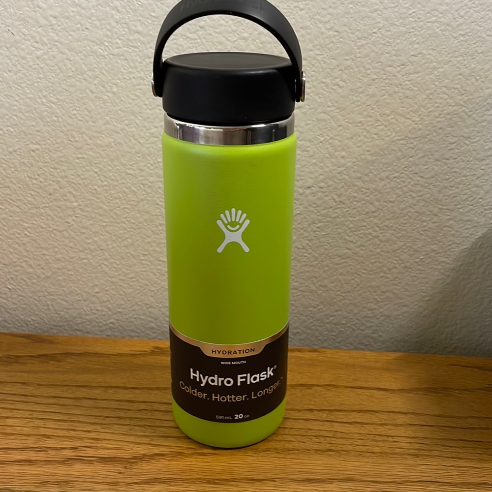 20 Ounce Wide Flex Cap Hydro Flask